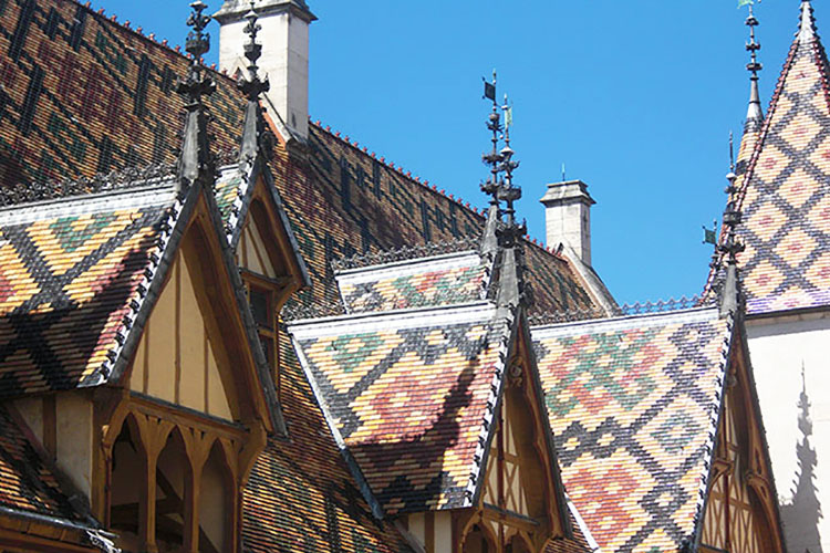 L’Hôtel-Dieu di Beaune, antico ospedale medievale e simbolo architettonico della Borgogna.