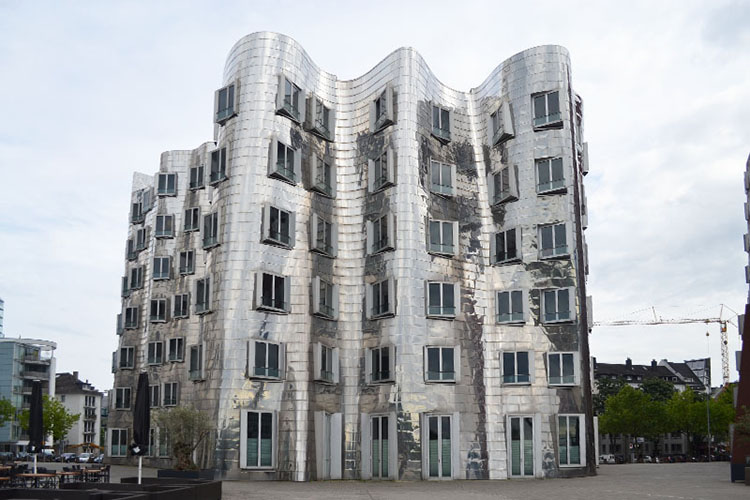 Frank Gehry a Düsseldorf