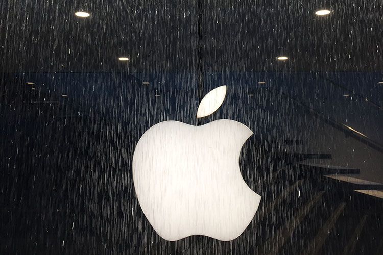 Apple Store a Milano firmato Norman Foster