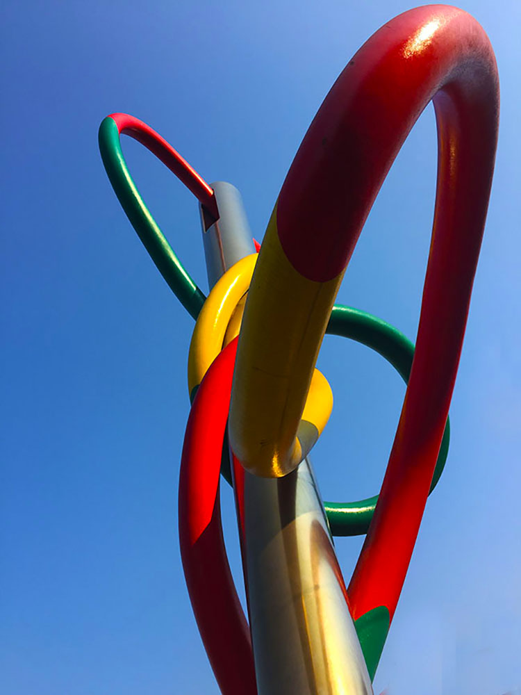 Ago e filo Claes Oldenburg
