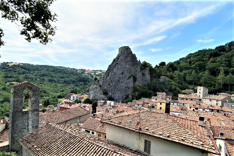Blogger a Oleggio Cosa vedere a Roccalbegna