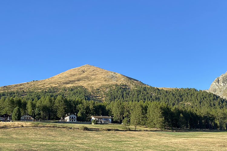 Monte Bieteron Estoul Trekking in Val d'Ayas