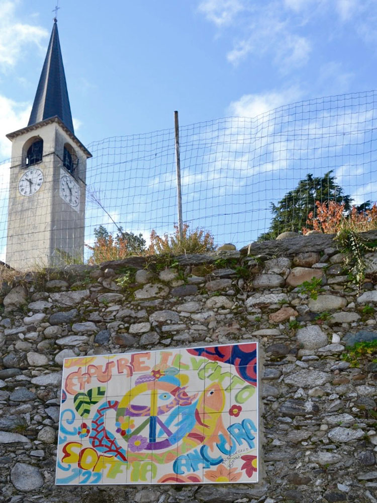 Murales dedicati a Fabrizio De André e ai cantautori italiani