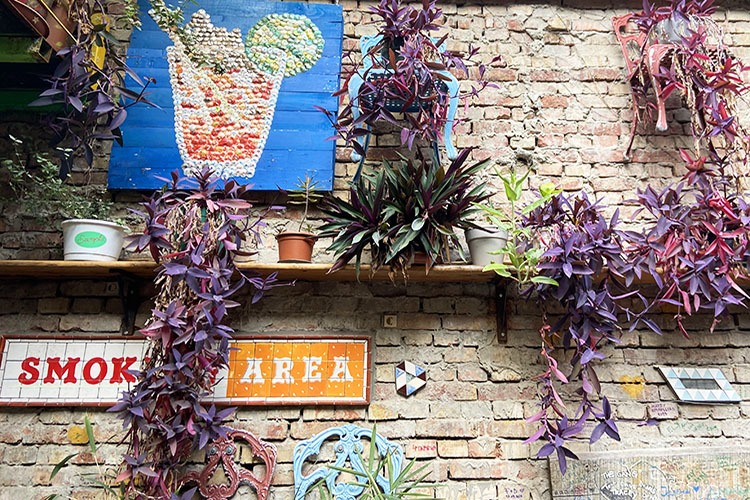 Szimpla Kert ruin bar